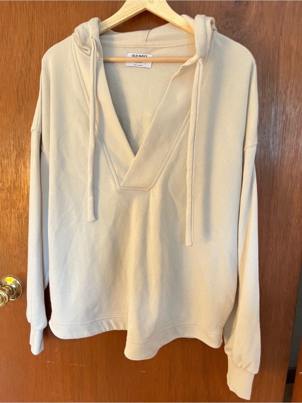 Old Navy Women's Cream V-Neck Drawstring Hoodie
